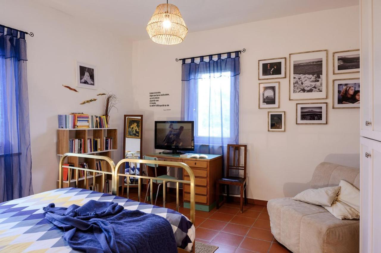 B&B Il Bed And Bookfast Mercatello  Cameră foto